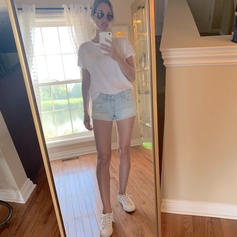 ABERCROMBIE LIGHT WASH DISTRESSED SHORTS